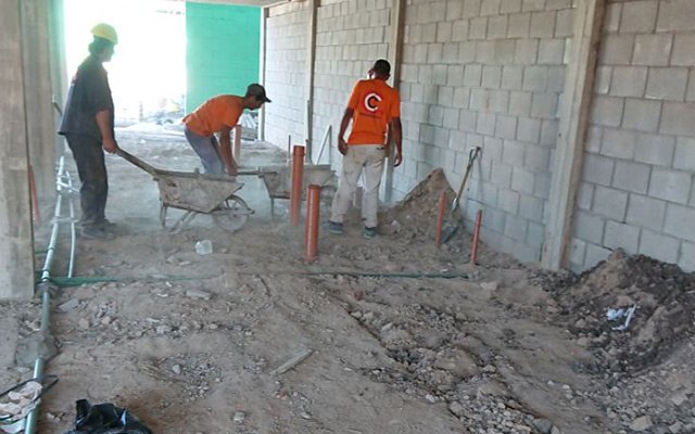 Obra Ruta 8 y Quito