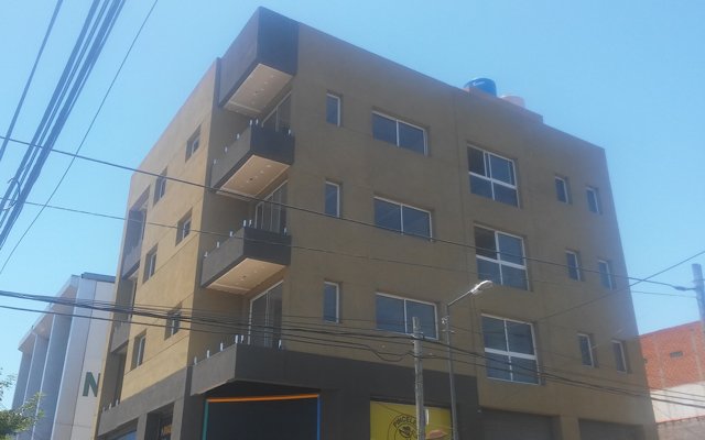 Obra Ruta 8 y Quito